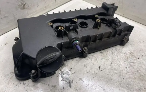 Mitsubishi Colt Rocker cam cover 993800