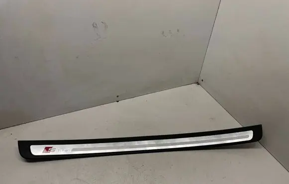 Audi A5 8T 8F Front sill trim cover 8T0853374