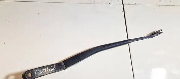Honda FR-V Front wiper blade arm