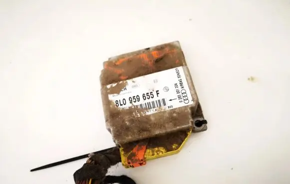 Audi A3 S3 8L Airbag control unit/module 8l0959655f 0285001304