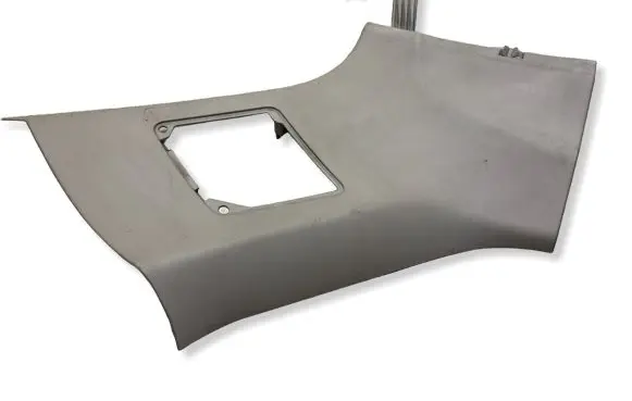 Volvo XC90 (D)pillar trim (top) 