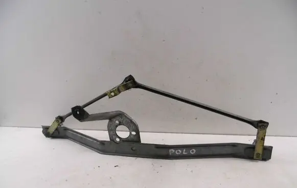 Volkswagen Polo II 86C 2F Front wiper linkage 867955605A