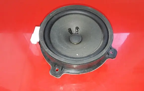 Chevrolet Captiva Front door speaker 25907868