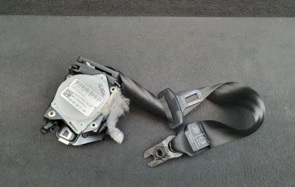 Audi A7 S7 4G Rear seatbelt 4G8857805B