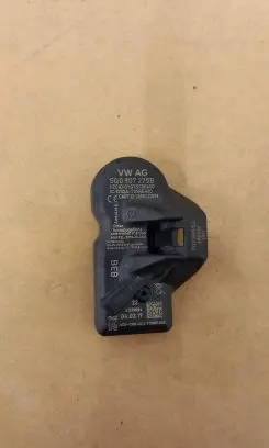 Porsche Cayenne (9Y0 9Y3) Tire pressure sensor 5Q0907275B