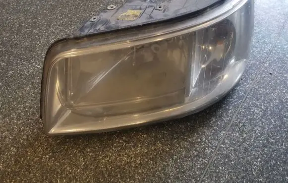 Volkswagen Transporter - Caravelle T5 Headlight/headlamp