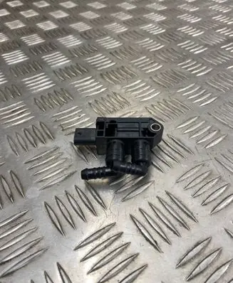 Audi A6 S6 C8 4K Exhaust gas pressure sensor 04L906051F