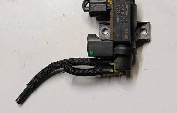Toyota Verso Turbo solenoid valve 25819-0R011 09T163 70051308