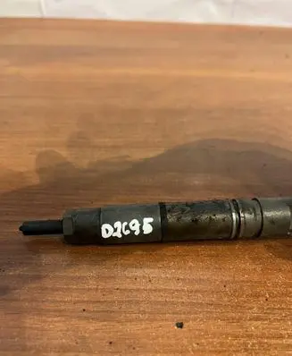 Mercedes-Benz E W211 Fuel injector A642070 D2695