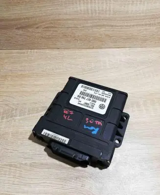Audi Q7 4L Gearbox control unit/module 09D927750DG