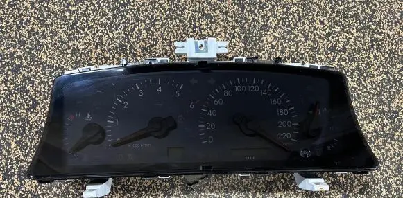 Toyota Corolla E120 E130 Speedometer (instrument cluster) 2574206280