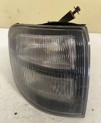 Mitsubishi Pajero Front indicator light 