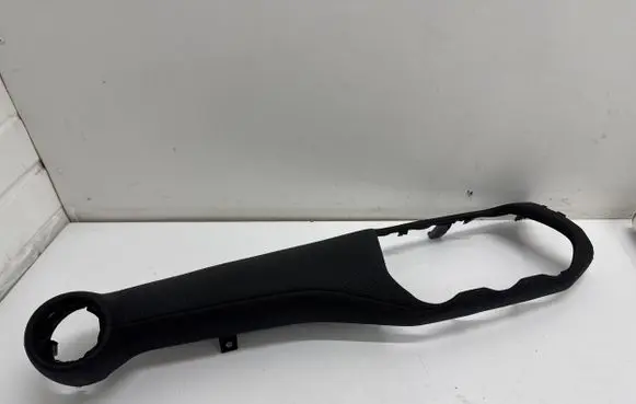 Nissan Juke II F16 Panel trim 684116PA0A