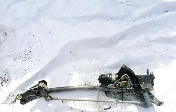 Infiniti FX Front wiper linkage and motor