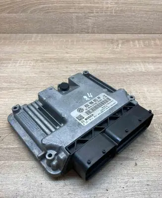 Volkswagen Golf V Engine control unit/module ECU 03G906021PP 0281014063