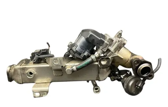 BMW 5 F10 F11 EGR valve cooler 79633AL