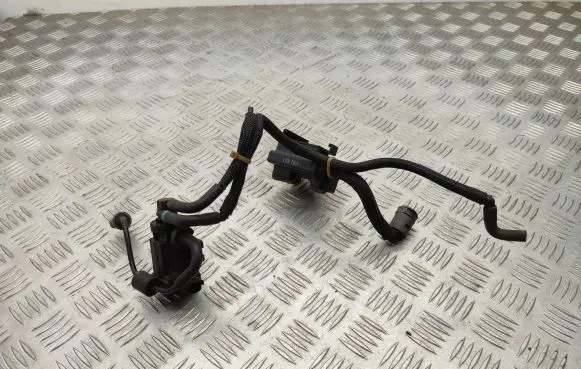 Peugeot 3008 II Turbo solenoid valve 9807396180 9807593380