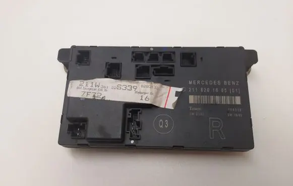 Mercedes-Benz E W211 Door control unit/module 2118201685