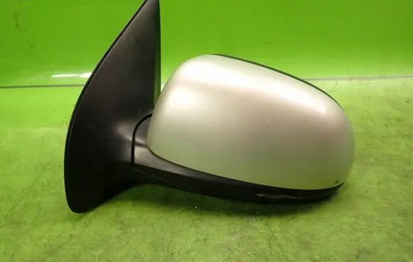 Hyundai i20 (PB PBT) Plastic wing mirror trim cover E4022889