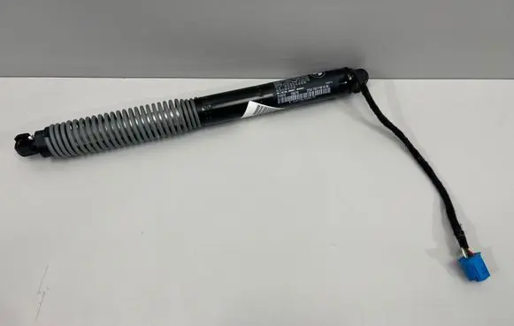 BMW 7 G11 G12 Tailgate/trunk strut/damper 7357110