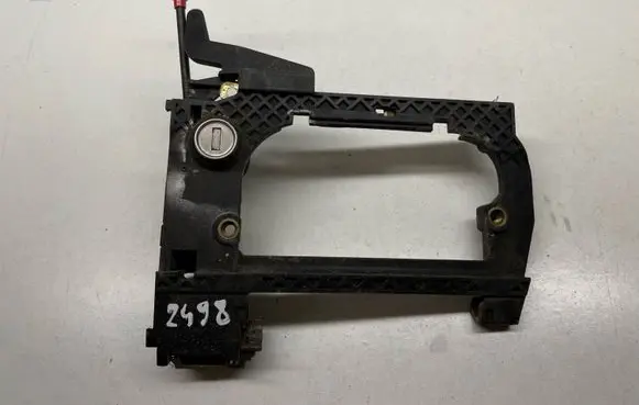 Front door exterior handle/bracket