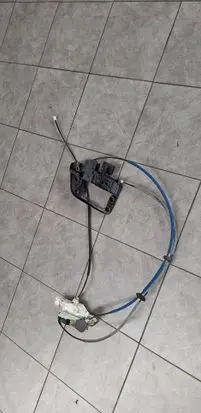 Peugeot 1007 Sliding door lock 