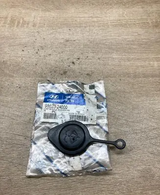 Hyundai Excel II Windshield washer fluid reservoir/tank 9862324000 tankcap