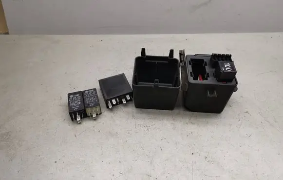 Volkswagen Golf IV Other relay 1J0959485 3A0927181 4B0955531A