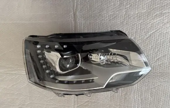 Volkswagen Transporter - Caravelle T5 Headlight/headlamp 7E5941016 030125327200
