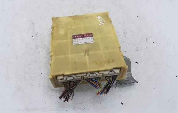 Toyota Avensis Verso Other control units/modules 8865044210 0771005520