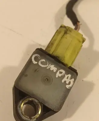 Jeep Compass Airbag deployment crash/impact sensor P68056162AA 39754C TWAQE0811AJ544