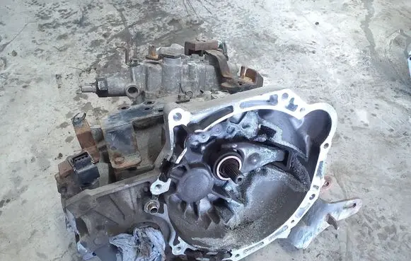 KIA Ceed Manual 5 speed gearbox R71773