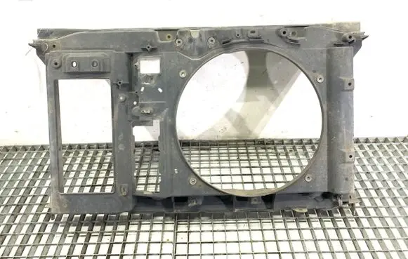 Peugeot Partner Front bodywork piece 9682720480