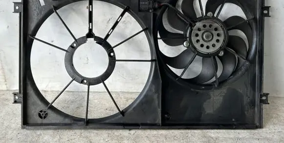 Audi A3 S3 8P Radiator cooling fan shroud 1K0121207M