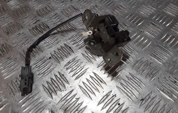 Tailgate/trunk/boot lock/catch/latch