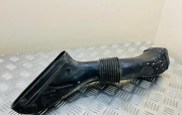 Volvo S60 Air intake duct part 8638624