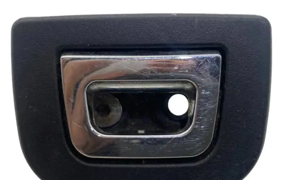 BMW 5 E60 E61 Tie down hook / loop 