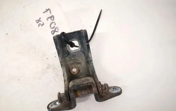 Ford Mondeo MK II Front door upper hinge 93bbf22806ak