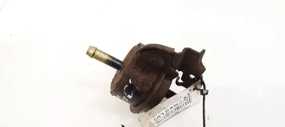 Engine mount bracket