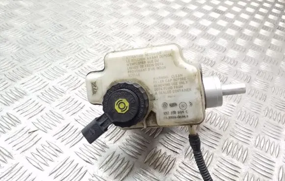 Seat Altea Master brake cylinder 1K1611301C