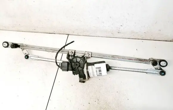 Land Rover Range Rover Sport L320 Front wiper linkage and motor