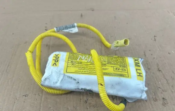 KIA Sorento Seat airbag 