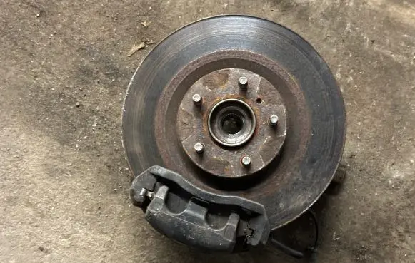 Nissan Murano Z50 Front wheel hub