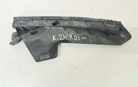Volvo V70 Front bumper mounting bracket 30796388