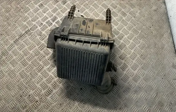 Land Rover Discovery Air filter 