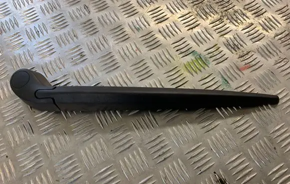 Volvo XC60 Rear wiper blade arm 30753533