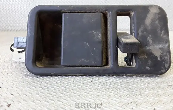 Iveco Daily 30.8 - 9 Rear door interior handle