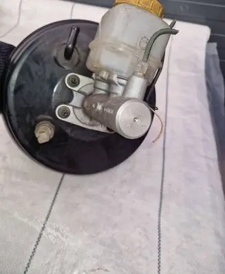 Nissan Patrol Y61 Brake booster M245t