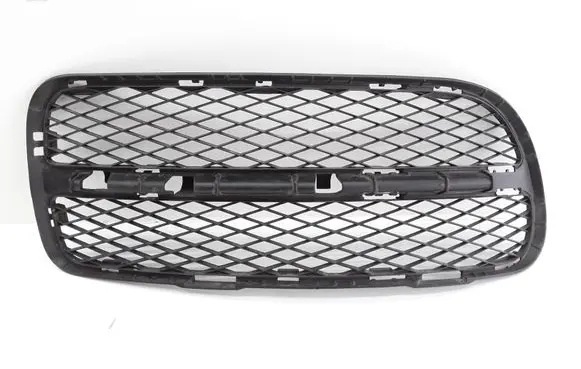 Volkswagen Touareg I Front bumper lower grill 7L6853666A