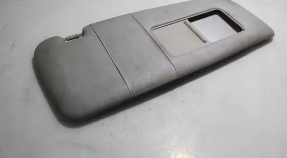 BMW 3 E46 Sun visor clip/hook/bracket 